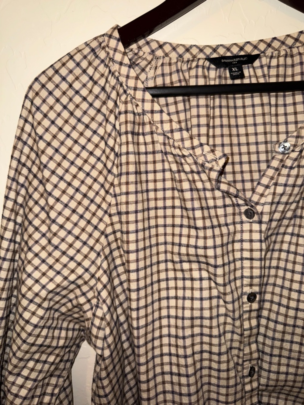 Banana Republic Cream and Navy Plaid Button-Front Top